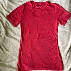Orvis basic tee! Comfy fit! Barely been worn!